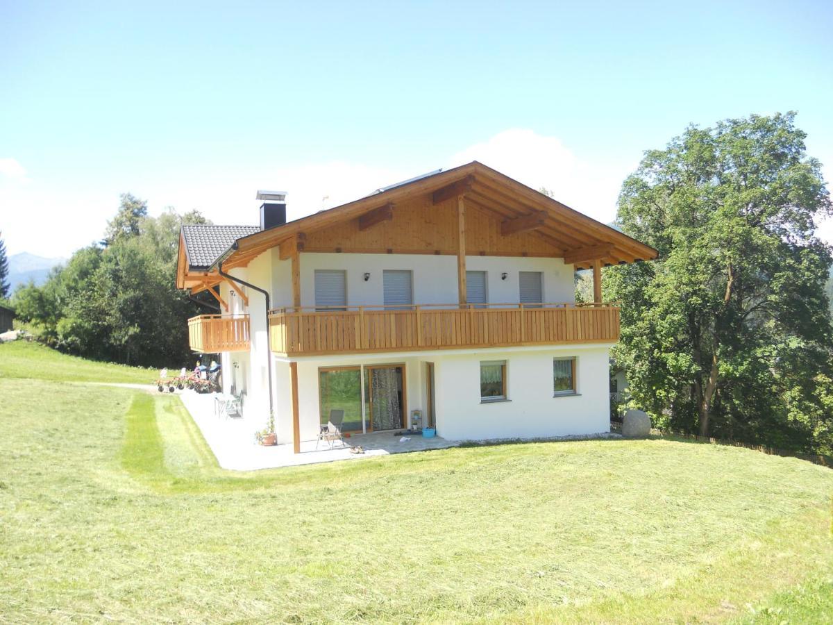 Ferienwohnungen Schlosshaeusl San Lorenzo di Sebato Bagian luar foto